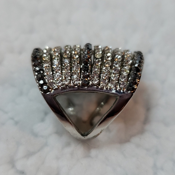 Express Ring - Picture 6 of 7